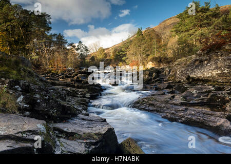 Falls der Dochart bei Killin, Schottland Stockfoto