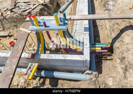 Stiftung mit Rohre auf der Baustelle des neuen Hauses Stockfoto