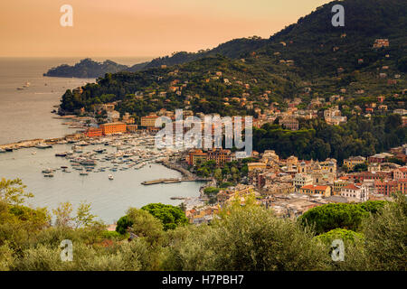 Santa Margherita, Fischerdorf, Cinque Terre. Genua. Mittelmeer. Ligurien, Italien Europa Stockfoto