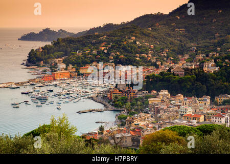 Santa Margherita, Fischerdorf, Cinque Terre. Genua. Mittelmeer. Ligurien, Italien Europa Stockfoto