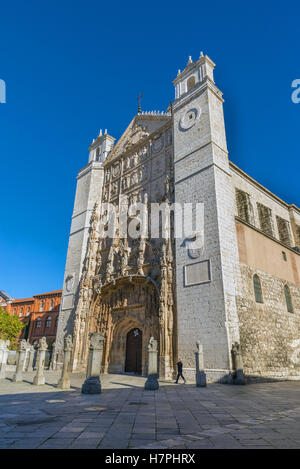 VALLADOLID, Spanien - 7. November 2016: Fassade der Kirche San Pable in Valladolid, Kastilien und León, Spanien Stockfoto