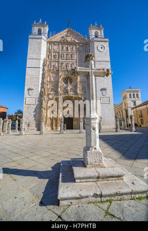 VALLADOLID, Spanien - 7. November 2016: Fassade der Kirche San Pable in Valladolid, Kastilien und León, Spanien Stockfoto