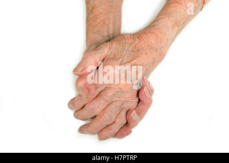 Meine Mutter mit 90 Jahren mit arthritischen Händen Stockfoto