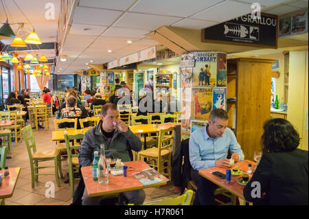 Au Bon Graillou Restaurant, Marché Victor Hugo, Toulouse, Haute-Garonne, Occitanie, Frankreich Stockfoto