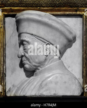 Porträt von Cosimo di Giovanni de' Medici 1389-1464 italienischer Bankier Politiker und der erste von der Medici politischen Dynastie 1464 Andrea del Verrocchio 1435 – 1488 italienischer Maler Bildhauer Goldschmied Florenz Italien Stockfoto