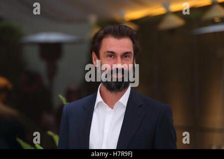 Roma, Italien. 7. November 2016. Italienischer Schauspieler Fabrizio Gifuni beim Photocall "Fai Bei Sogni", ein Film von Marco Bellocchio. © Matteo Nardone/Pacific Press/Alamy Live-Nachrichten Stockfoto