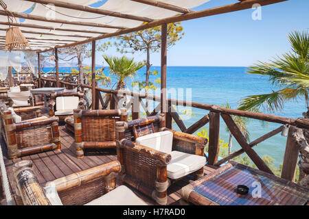 Balkon Meerblick, beliebte touristische Resort Insel Zakynthos, Griechenland Stockfoto