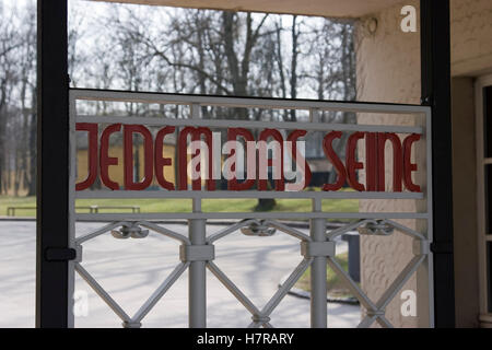 Jedem Das Seine - Wörter auf das Eingangstor zum KZ Buchenwald Stockfoto