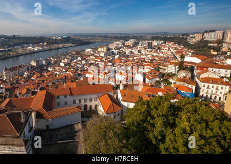 Coimbra Altstadt und Fluss, Portugal, Europa Stockfoto