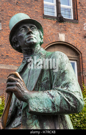 Hans Christian Andersen Statue, in der Nähe von Rathausplatz, Kopenhagen, Dänemark Stockfoto