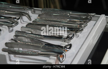 Zahnärzte-Satz von Werkzeugen. Zahnärzte-Office-Tools. Stockfoto