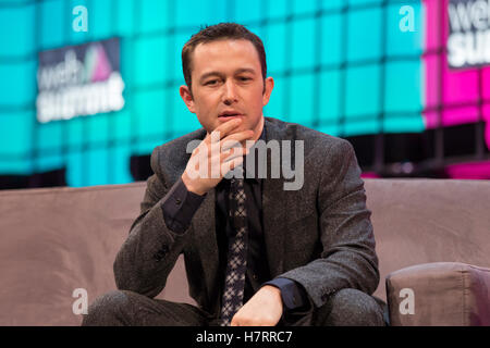 Lissabon, Portugal. 7. November 2016. Direktor und Gründer von HitRECord, Joseph Gordon-Levitt, im Web Summit 2016, in Lissabon, Portugal-Credit: Alexandre de Sousa/Alamy Live News Stockfoto