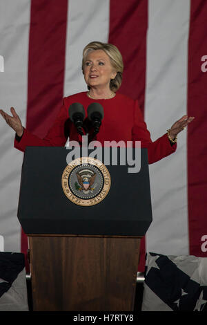 Philadelphia, USA. 7. November 2016. Hillary Clinton bei Get Out The Vote Kampagne Rallye in Philadelphia. Bildnachweis: Rudy k/Alamy Live News Stockfoto