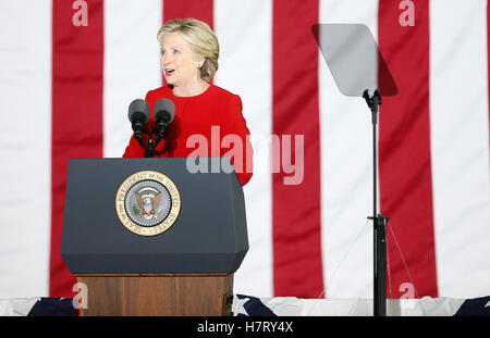 Philadelphia, USA. 7. November 2016. Demokratischen Präsidentschaftskandidaten Hillary Clinton während einer Kundgebung der GOTV in Philadelphia, Pennsylvania auf 07.11.2016 Credit spricht: The Foto Zugang/Alamy Live News Stockfoto