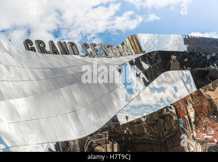 Grand Central Shopping Centre außen am Bahnhof Birmingham New Street, Birmingham, England.  Nur redaktionelle Nutzung. Stockfoto