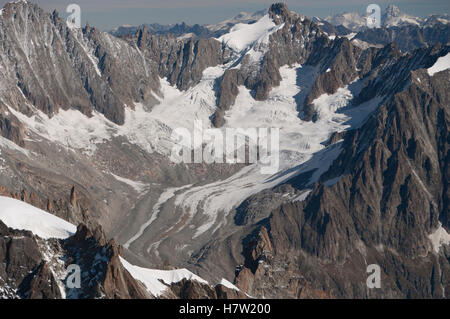 Aiguille de Triolet und den Talèfre Gletscher aus der Aiguille du Midi, Mont-Blanc-Massiv, Chamonix-Mont-Blanc, Frankreich Stockfoto