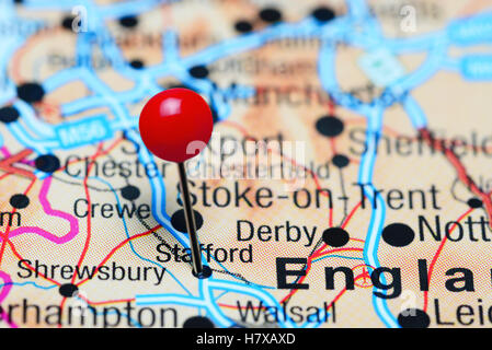 Stafford, fixiert auf einer Karte von UK Stockfoto