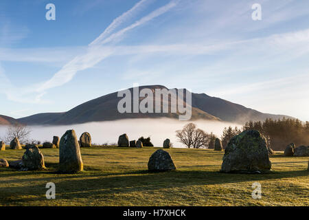 Blencathra aus Castlerigg Stone Circle Lake District Cumbria UK Stockfoto