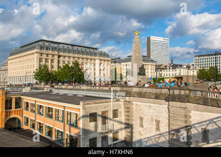 Brüssel, Belgien, Terrasse oberhalb des Parc De La Porte de Hal, Blick über die Innenstadt, Gastronomie, Stockfoto