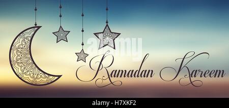 Ramadan Kareem Hintergrund mit ornamentalen Mond und Sternen. Grußkarte, verschwommen, Einladung zum muslimischen Fastenmonats auf. Stock Vektor