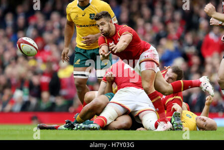 Wales Rhys Webb während des Autumn International Spiels im Fürstentum Stadium, Cardiff. DRÜCKEN SIE VERBANDSFOTO. Bilddatum: Samstag, 5. November 2016. Siehe PA Story RUGBYU Wales. Bildnachweis sollte lauten: David Davies/PA Wire. Stockfoto