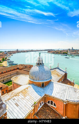 Venedig, San Giorgio Kirche Kuppel Wahrzeichen, Giudecca Kanal Luftaufnahme, Italien Stockfoto