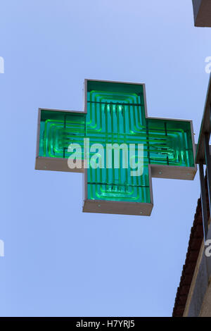 Beleuchtete Apotheke Zeichen Stockfoto