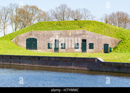 Baracke am ravelin Oranje-Promers in alte befestigte Stadt Naarden, Nordholland, Niederlande Stockfoto