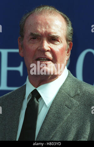 JAMES GARNER DEAUVILLE FILM FESTIVAL 2000 DEAUVILLE Frankreich 02 September 2000 Stockfoto