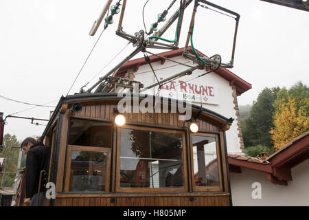 La Rhune, Zahnradbahn am Col de St. Ignace, Fahrerkabine Stockfoto