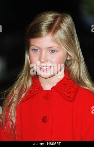 TAYLOR MOMSEN "Der GRINCH" LONDON PREMIER ODEON LEICESTER SQ LONDON ENGLAND 15. November 2000 Stockfoto