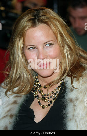 MARIA BELLO RED PLANET PREMIERE LOS ANGELES MANN VILLAGE Theater WESTWOOD LOS ANGELES USA 6. November 2000 Stockfoto