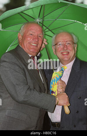 HENRY COOPER & MICHAEL Fisch LONDON ENGLAND 23. April 1999 Stockfoto