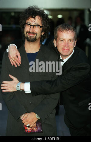 DAVID BADDIEL & FRANK SKINNER LONDON ENGLAND 20. Juli 1999 Stockfoto