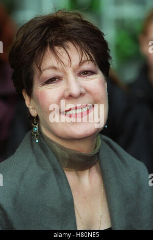 ROBERTA TAYLOR LONDON ENGLAND 31. Mai 2000 Stockfoto