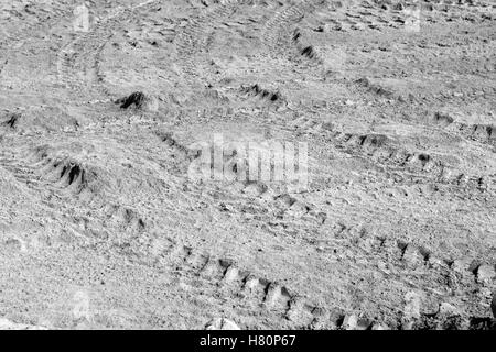 Hintergrund Kollektion - eine dicke Schicht von Zement auf dem Boden. Industrieabfälle. Stockfoto