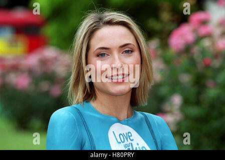 LISA ROGERS PERSIL PHOTOCALL LONDON LONDON/ENGLAND MARBLE ARCH 4. Juli 2000 Stockfoto