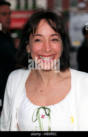 DIDI CONN THOMAS & MAGIC RAILROAD LEICESTER SQUARE LONDON ENGLAND 9. Juli 2000 Stockfoto