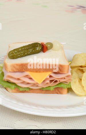 Closeup-Huhn und Käse-sandwich Stockfoto