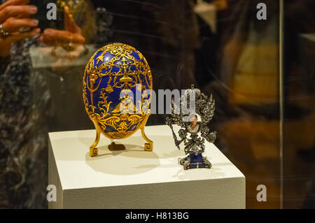 Montreal, Kanada - 27. März 2016: Nahaufnahme von Alexei Nikolajewitsch Faberge Ei, Zarewitsch von Russland Stockfoto