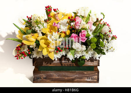 Blume Blumenstrauß Komposition für den Urlaub, Frühling Blumenstrauß für Ihren Liebling, festliche Blumenstrauß für eine weddin Stockfoto
