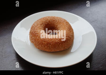 Vegane Zimtzucker donut Stockfoto