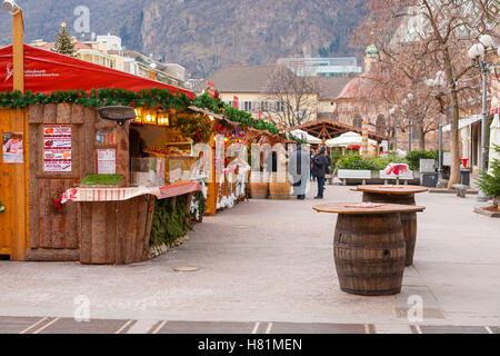 Weihnachtsmarkt, Waltherplatz, Bozen, Trentino Alto Adige, Südtirol, Italien, Europa Stockfoto