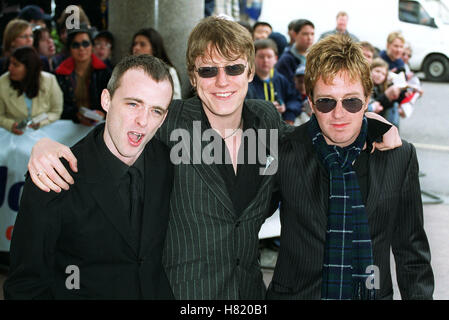 TRAVIS CAPITAL FM AWARDS das LANCASTER HOTEL LONDON ENGLAND 26. März 2002 Stockfoto