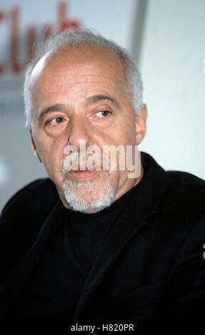 PAULO COELHO 1. Mai 2002 Stockfoto