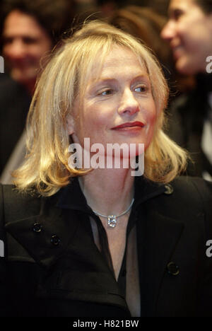 ISABELLE HUPPERT BERLIN FILM FESTIVAL POTSDAMER PLATZ BERLIN Deutschland 10. Februar 2002 Stockfoto