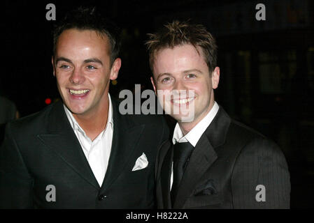 Ameise & DEC RTS Programm AWARDS 2002 PARK LANE LONDON ENGLAND 18. März 2002 Stockfoto