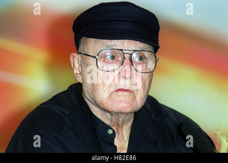 ROD STEIGER BERLIN FILM FESTIVAL 2001 POTSDAMER PLATZ BERLIN Deutschland 09 Februar 2001 Stockfoto