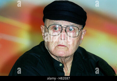 ROD STEIGER BERLIN FILM FESTIVAL 2001 POTSDAMER PLATZ BERLIN Deutschland 09 Februar 2001 Stockfoto