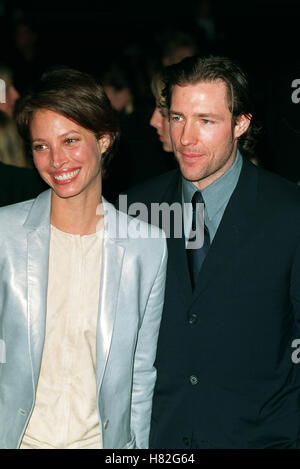 CHRISTY TURLINGTON ED verbrennt 15 Minuten PREMIER LOS ANGELES USA 1. März 2001 Stockfoto